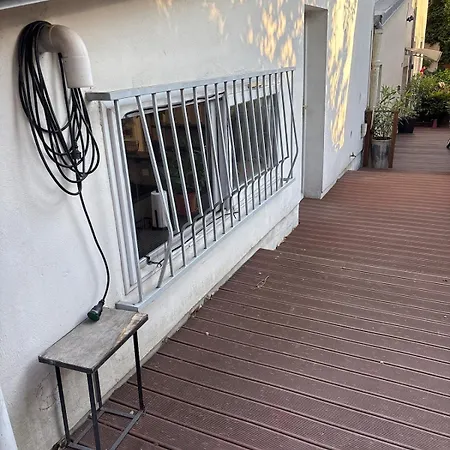 Atypical House Near Paris &